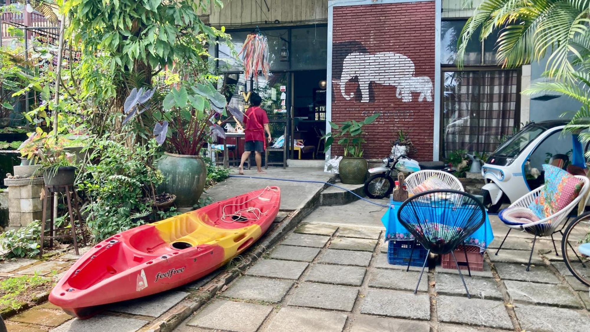 Artist'S Place Трат Екстериор снимка